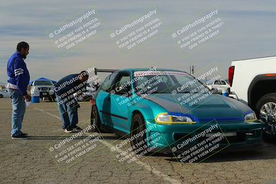 media/Nov-04-2023-Team Topak Racing (Sat) [[3ea126884b]]/Around the Pits/